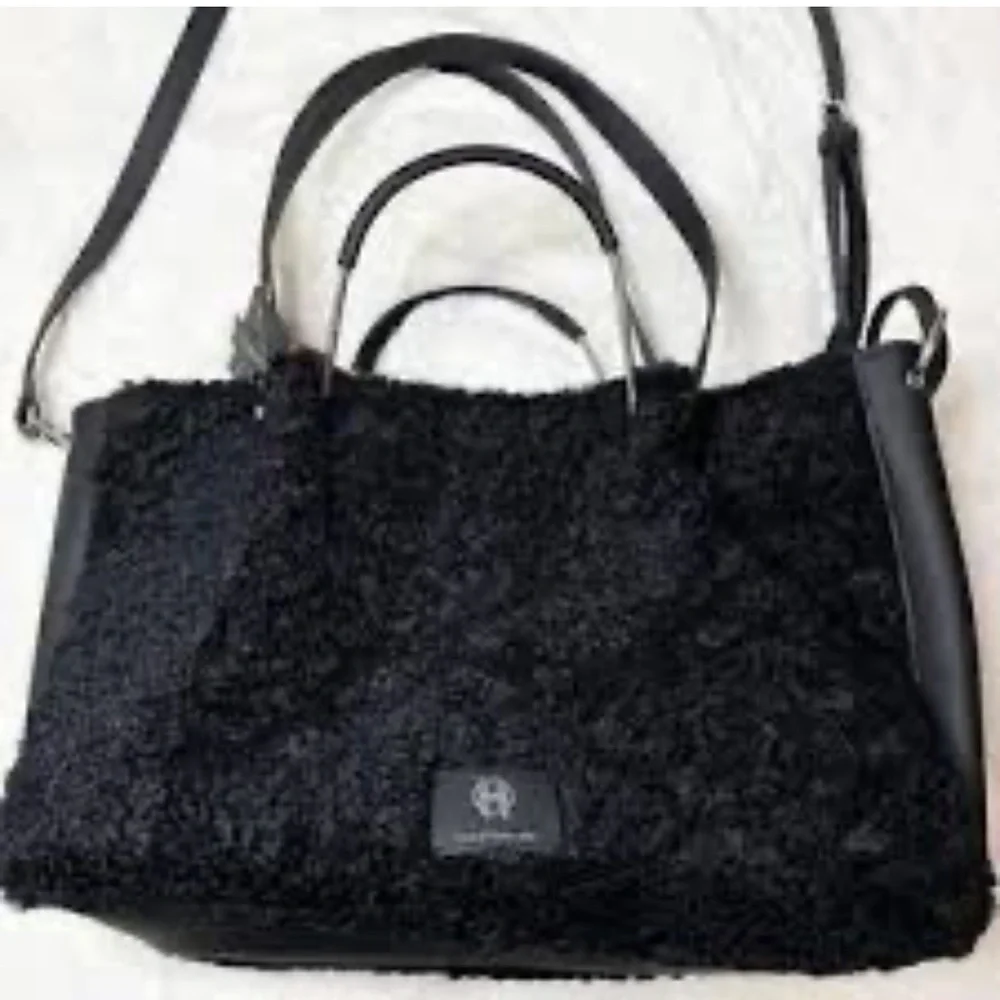 House of‎ Harlow 1960 - Black Furry Sherpa / Vegan Leather Tote Bag-